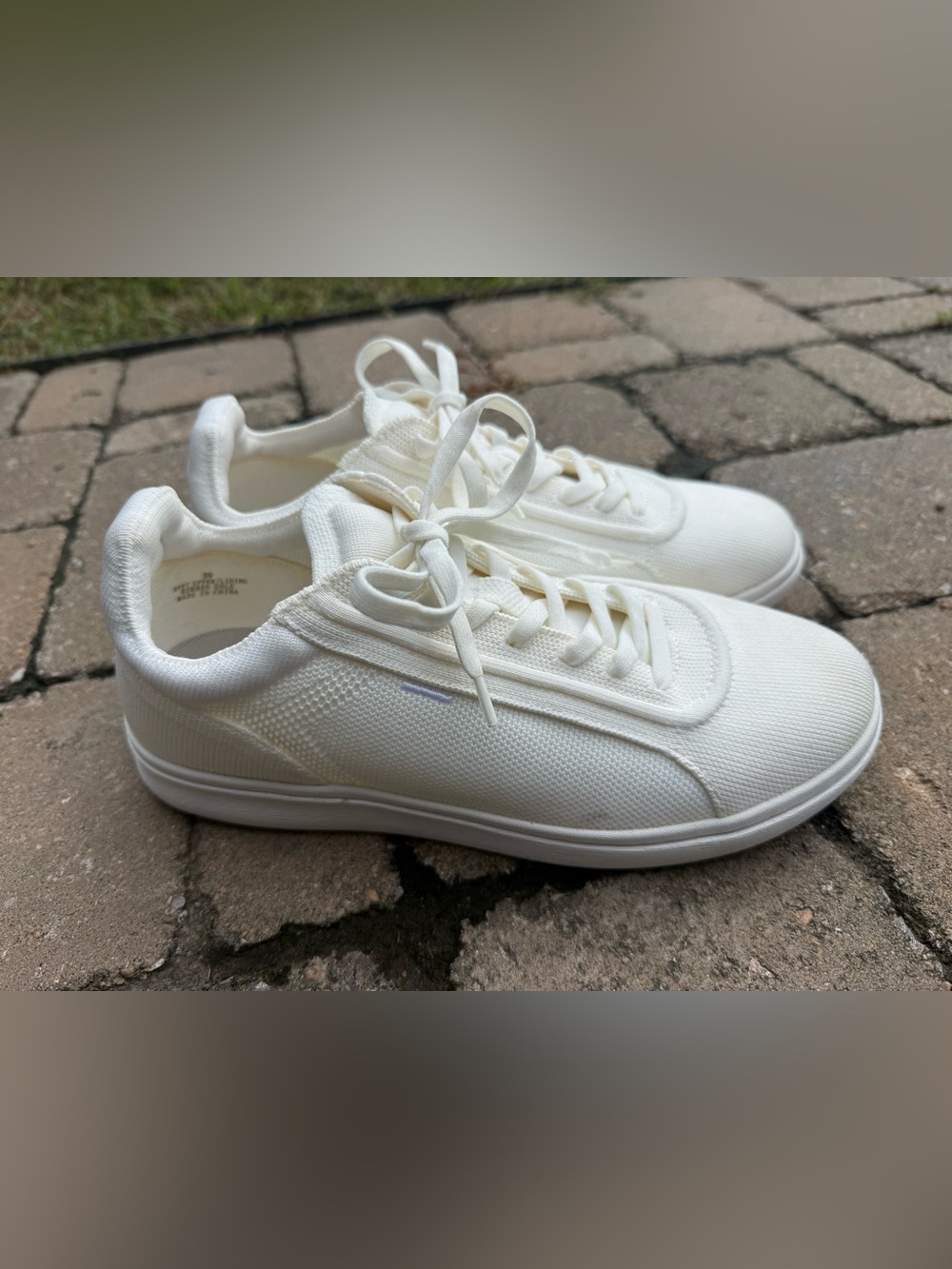 VIVAIA V Prime Cream White Knit Sneakers EU 39 US 8.5